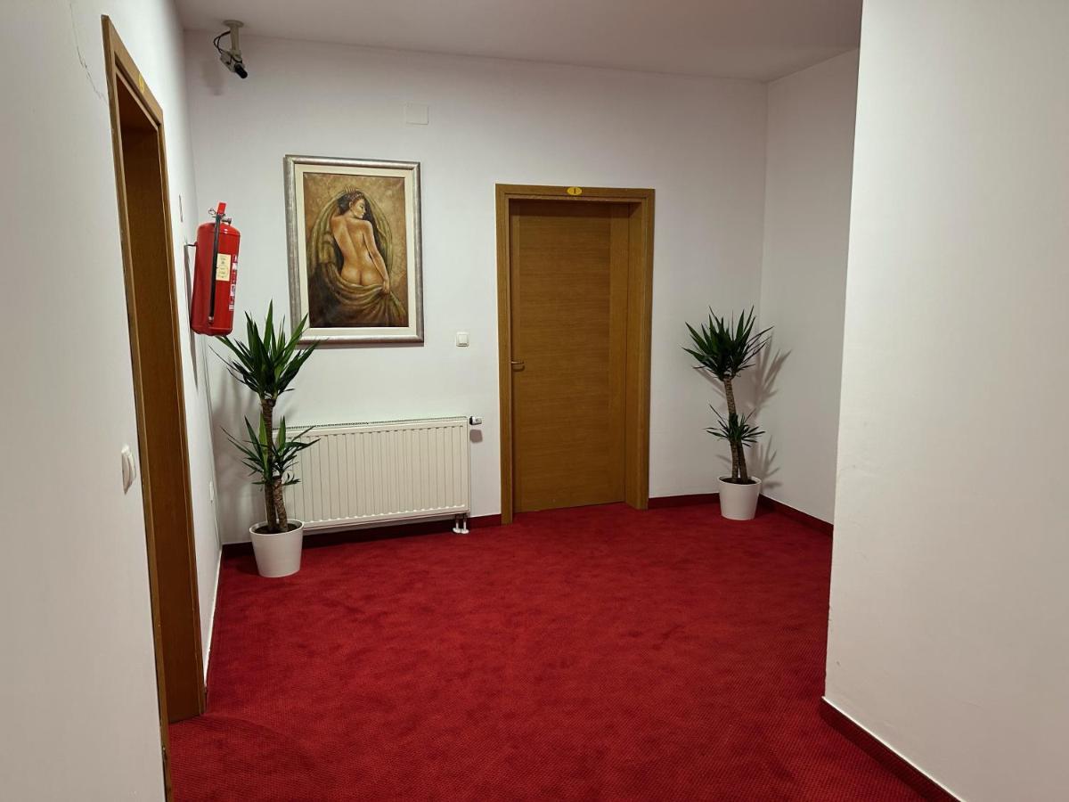 Rooms Laguna Sesvete Εξωτερικό φωτογραφία