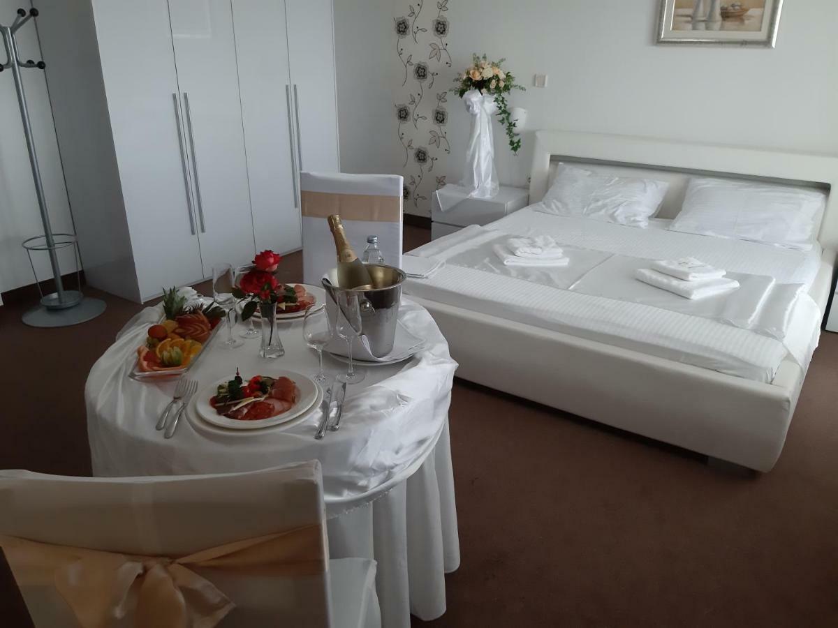 Rooms Laguna Sesvete Εξωτερικό φωτογραφία
