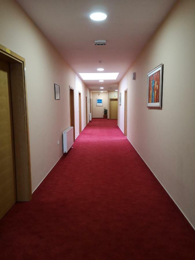 Rooms Laguna Sesvete Εξωτερικό φωτογραφία